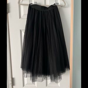 Charlotte Russe XS black layered skirt w elastic waist band.